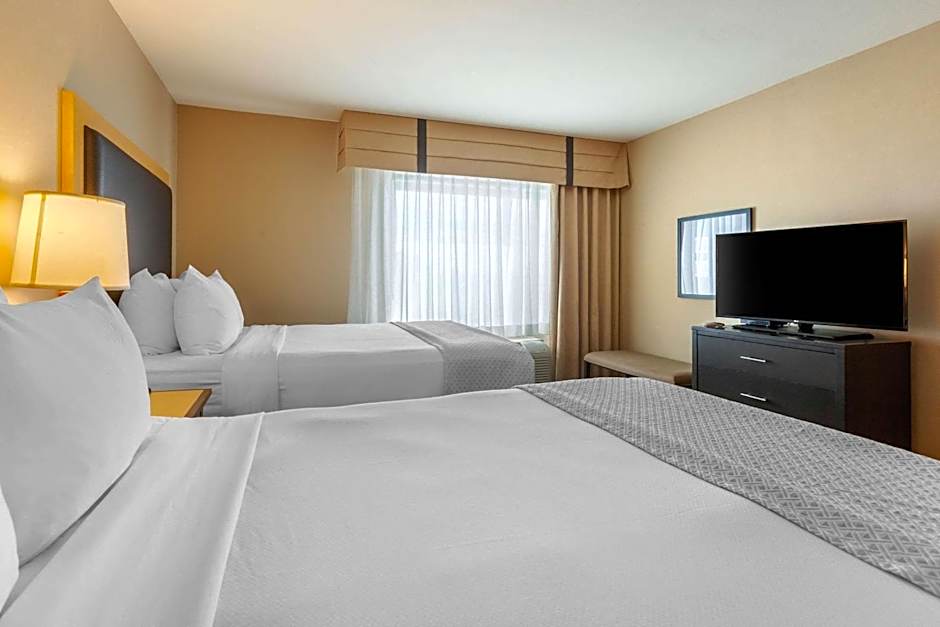 Cambria Hotel Fort Collins