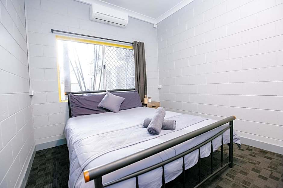 Mad Monkey Backpackers Village