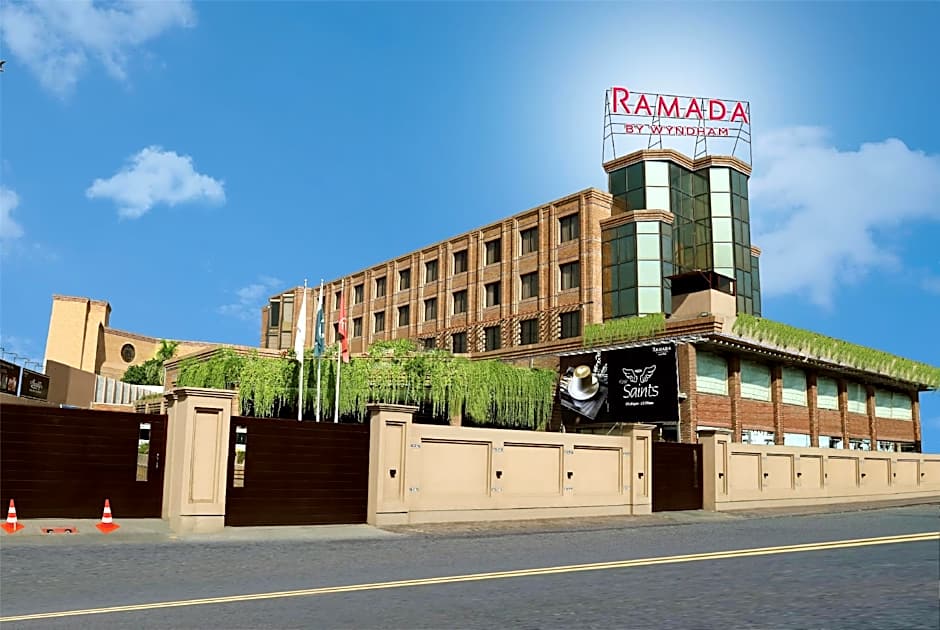 Foto 1 dari 50 — Ramada by Wyndham Multan