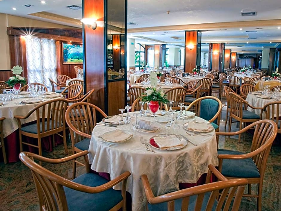 Sunny Palace Hotel Restaurant