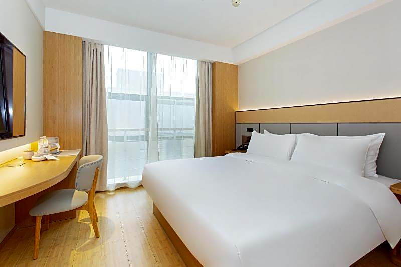 Ji Hotel Ningbo Yinzhou Wanda