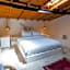 Banana Alaçatı Food & Stay - Adults Only
