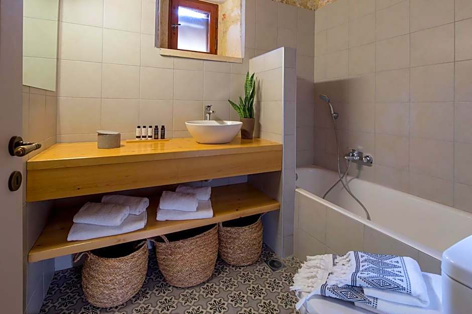 Paliokaliva Apartments and Villas