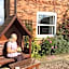 Laurel Lodge