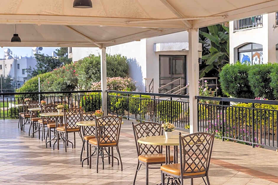 Seagull Hotel Apartments