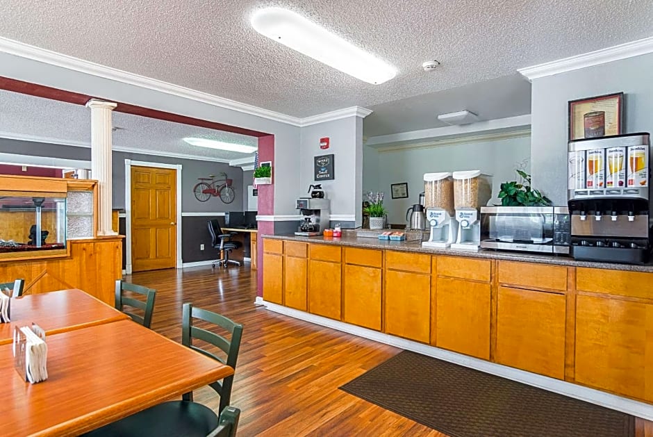 Econo Lodge Jacksonville near Little Rock Air Force Base