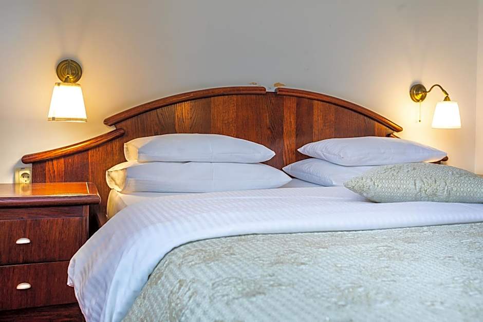 Garni Hotel Royal Crown