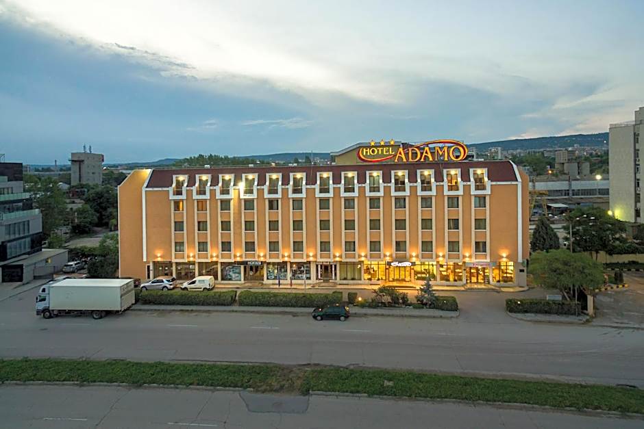 Adamo Hotel