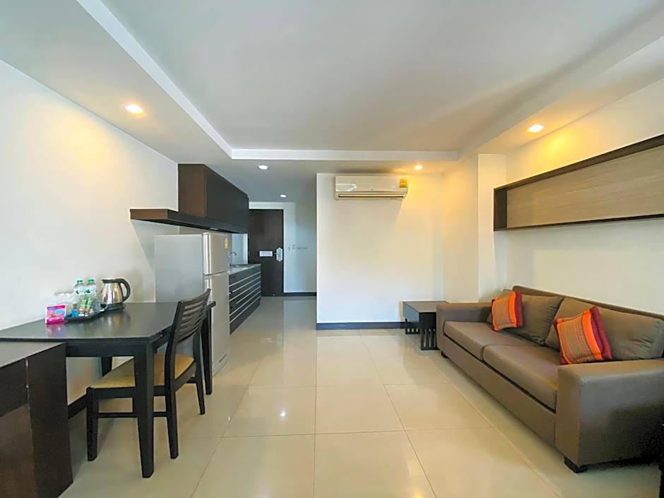 Tycoon Suite by Goad Avadhess Hospitality 1km Walking Street Pattaya Beach