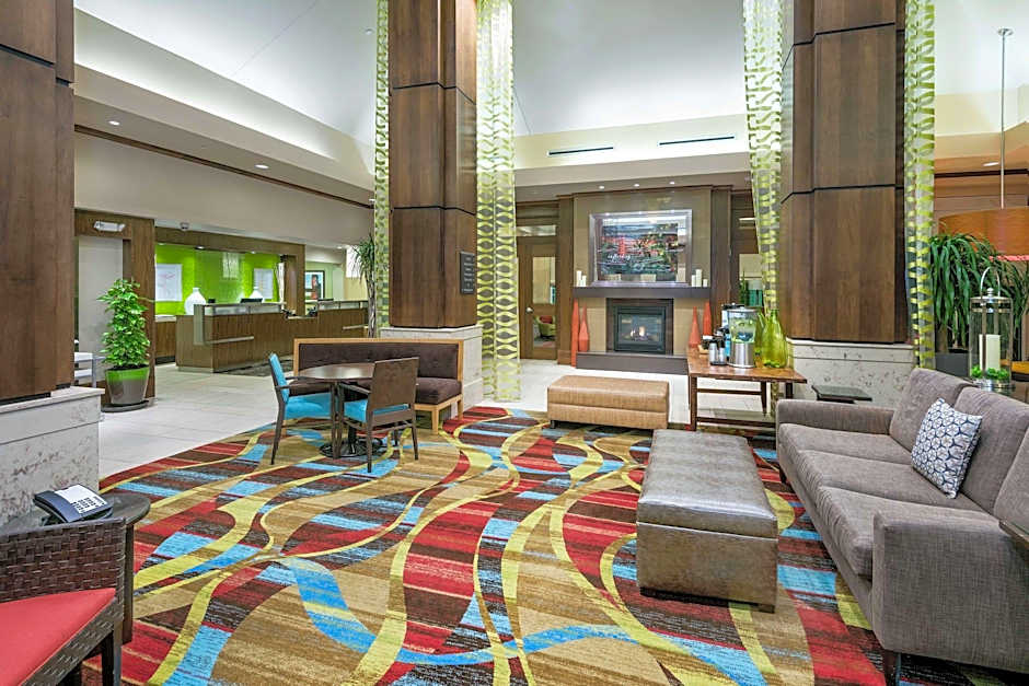 Hilton Garden Inn at the Rim