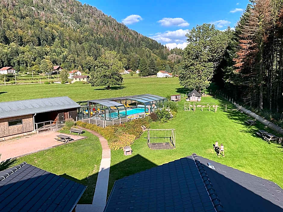 Gite Roche Des Ducs avec Piscine toute l'année, Spa, Sauna, Hammam