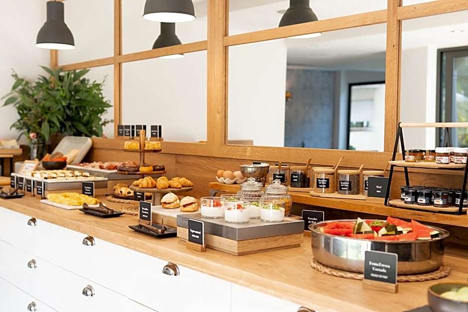 Arenas Atiram Hotels