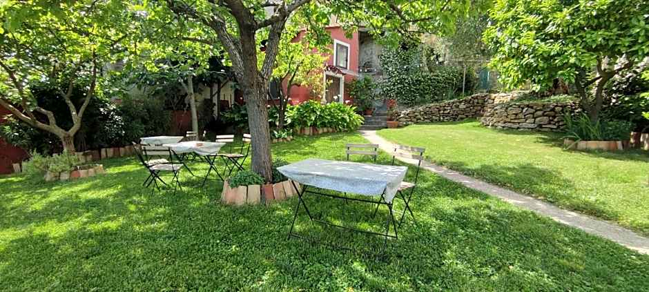 Tana Libera Tutti 1 Nature, Yourself, Love