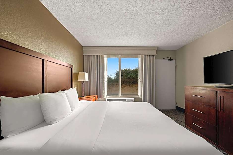 Comfort Inn On The Ocean