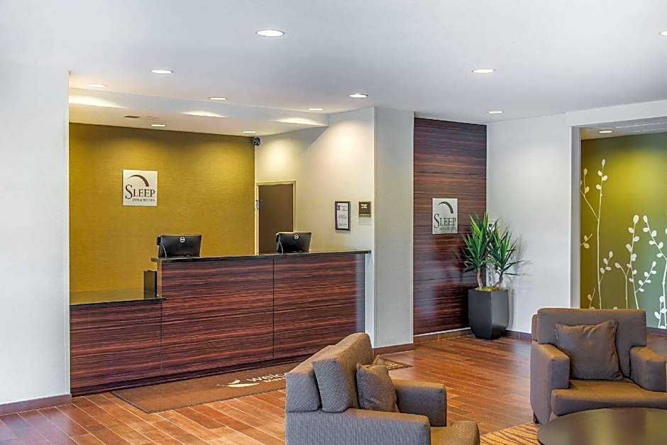 Sleep Inn & Suites Marshall - University Area