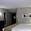 Holiday Inn Express Forsyth By IHG