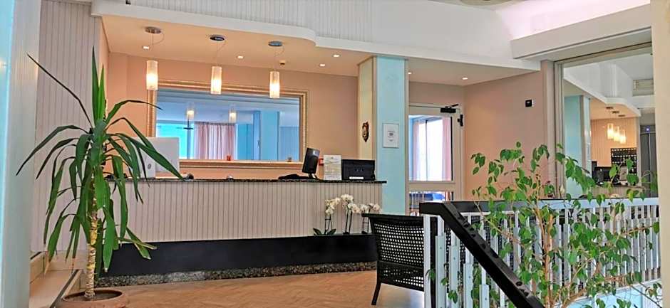 Hotel Cosmos
