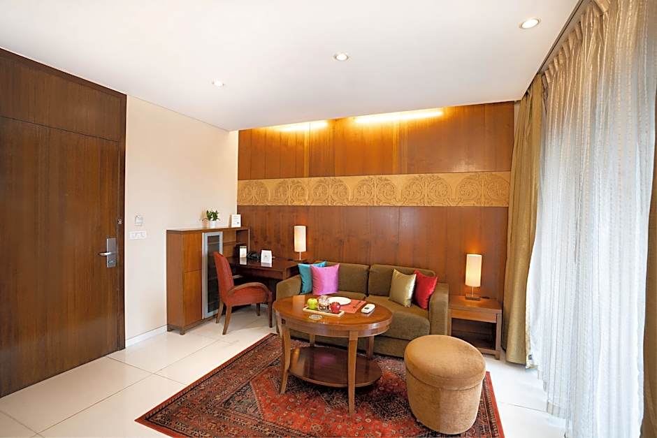 Oakwood Residence Naylor Road Pune