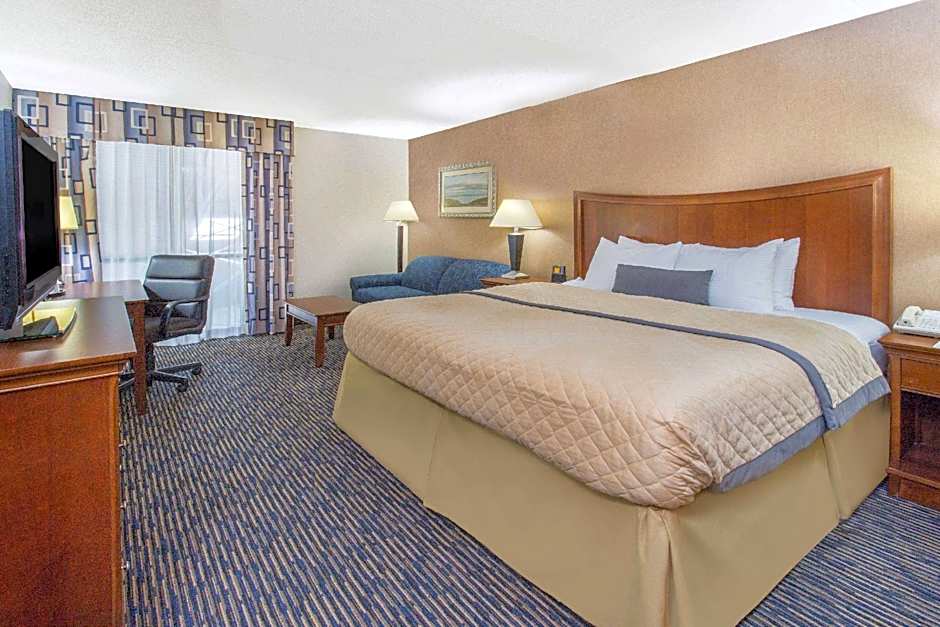 Wyndham Garden Conference Center Champaign - Urbana