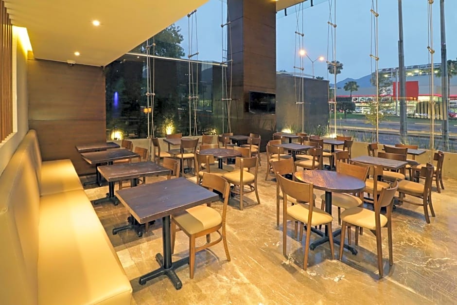 Holiday Inn Express & Suites Monterrey Valle By IHG