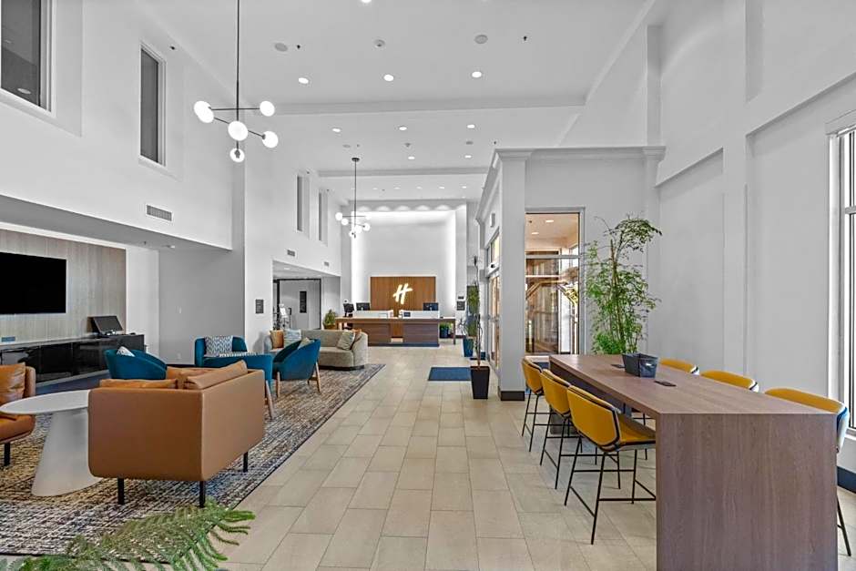 Holiday Inn Hotel & Suites Surrey East - Cloverdale By IHG