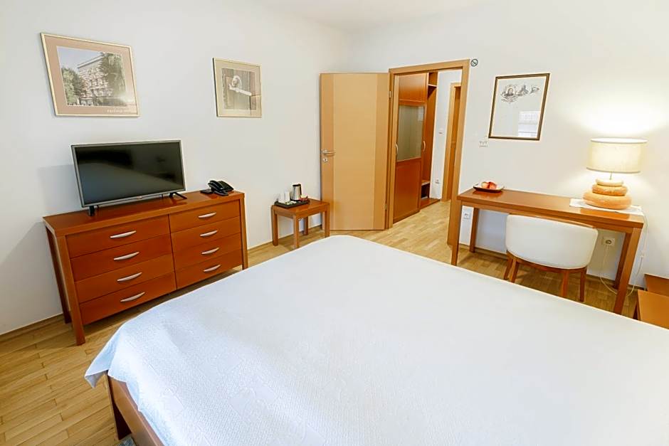 Pri Žabarju Bed & Breakfast Ljubljana