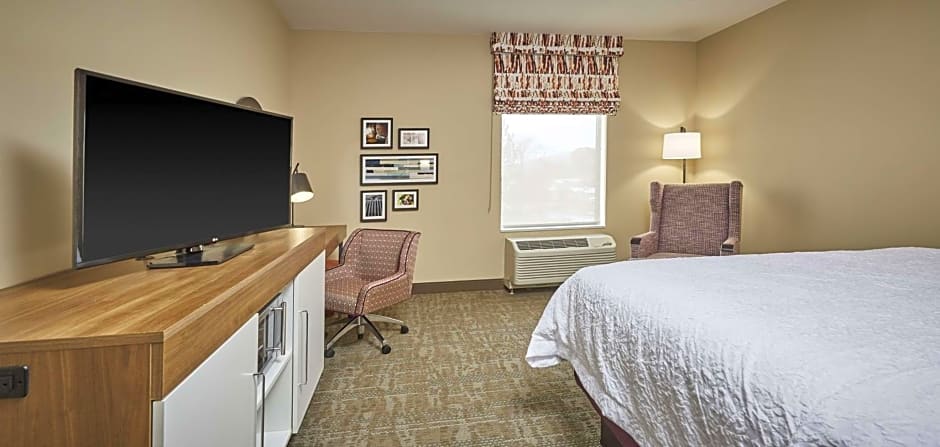 Hampton Inn By Hilton & Suites Roseburg