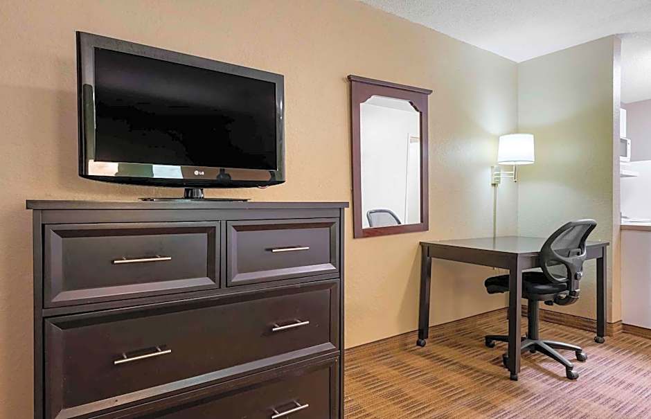 Extended Stay America Select Suites - Jacksonville - Lenoir Avenue East