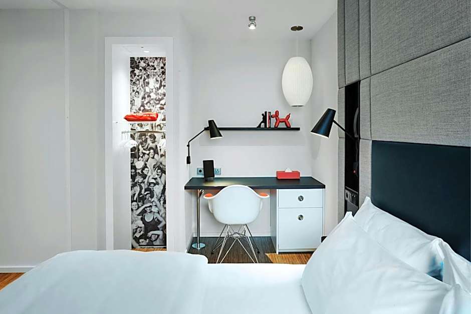 citizenM Paris La Défense
