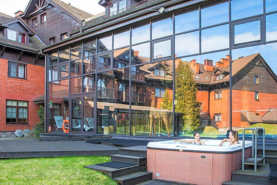 Hotel Żubrówka Spa & Wellness