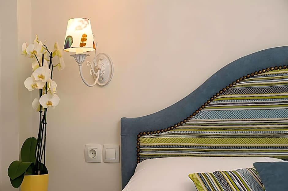 Parthenon Art executive wing