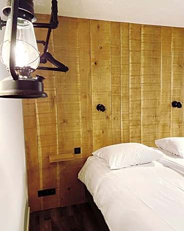 Quadruple Room with Bathroom