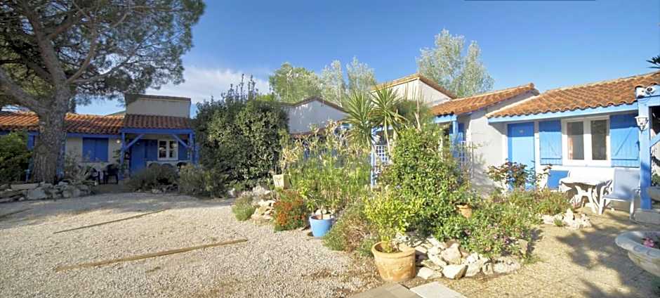 Hotel Des 4 Vents "Esprit Camargue" Parking Privé securisé