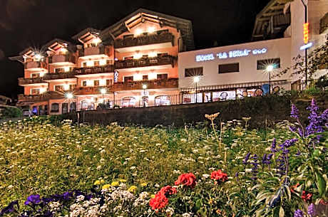 Family Hotel La Perla