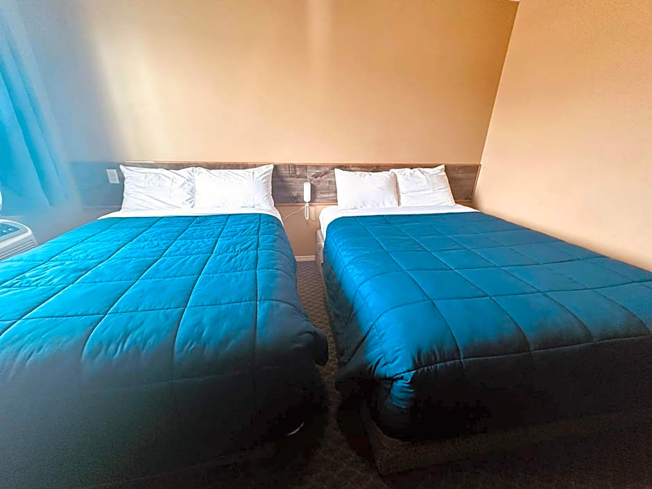 Voyageur Motel