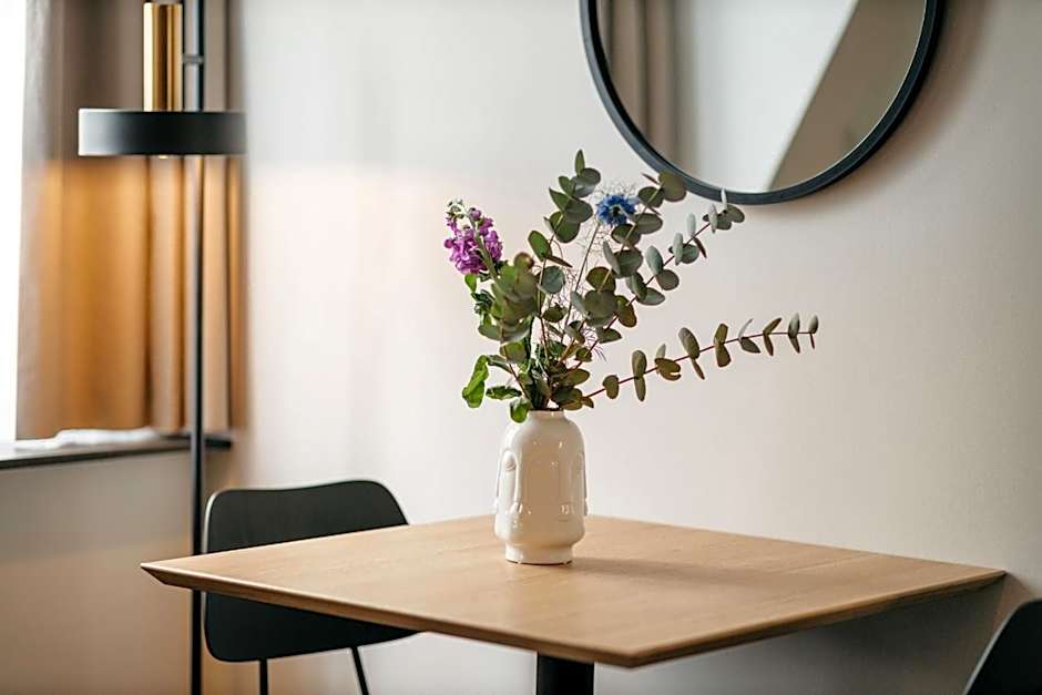 YAYS The Hague Willemspark by Numa