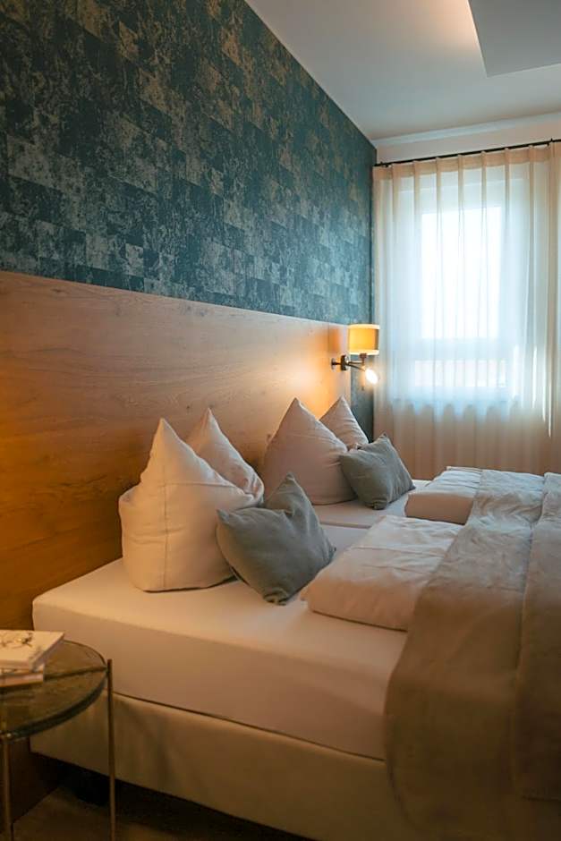 Hotel Poellners 20 min von München Hbf