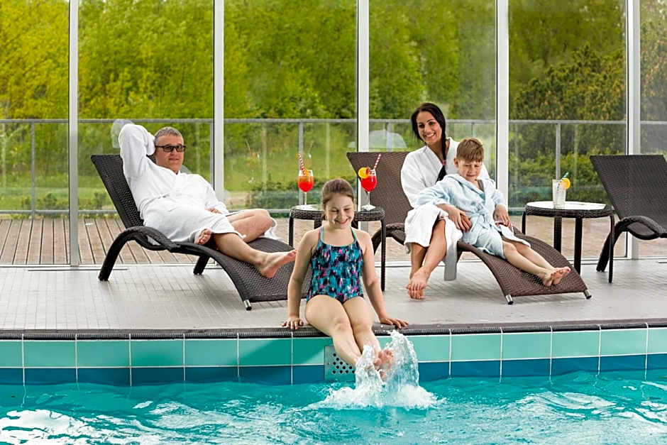 Strand Spa & Conference Hotel