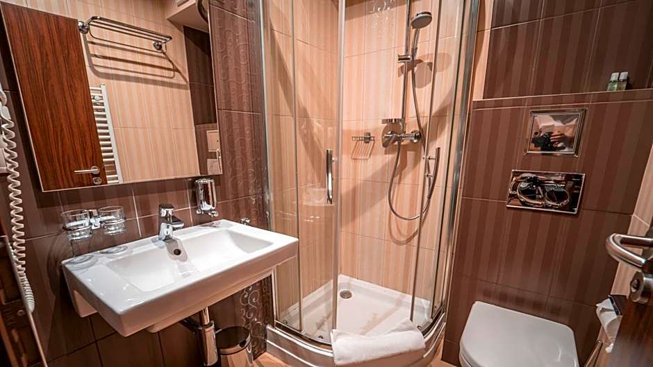 Dom zdravia - KÚPELE PIENINY