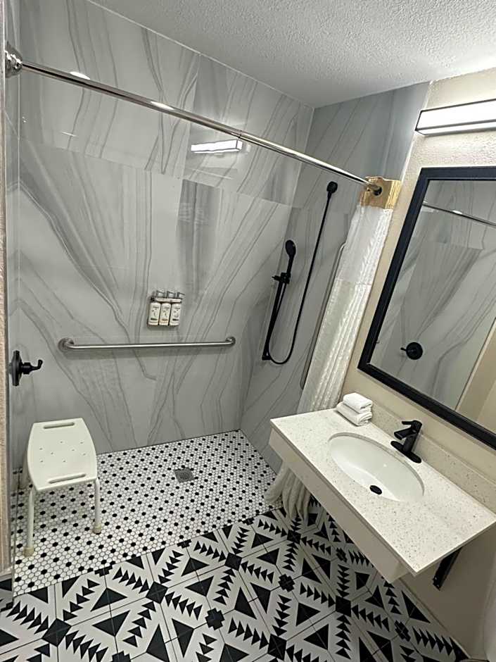 Days Inn by Wyndham Arlington