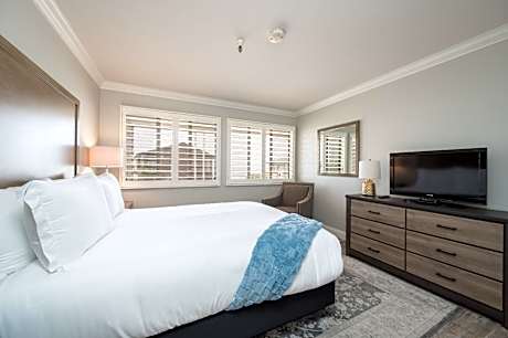 Family Suite with Balcony