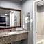 Golden Inn Dallas by Hotel O