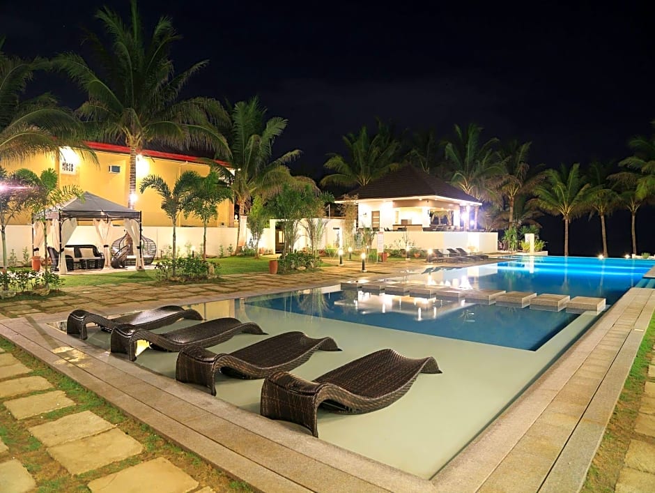 Puerto Del Sol Resort