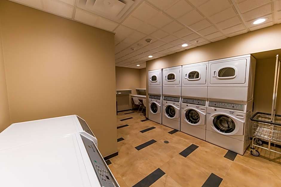 Candlewood Suites Fairbanks By IHG
