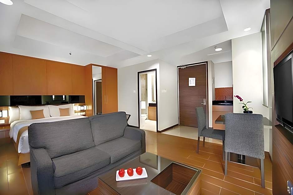 GOLDEN TULIP BALIKPAPAN HOTEL AND SUITES