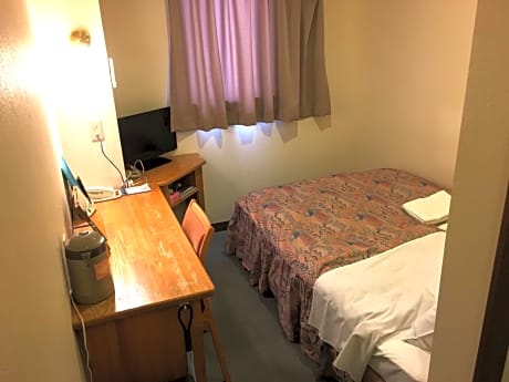 Economy Double Room - Non-Smoking