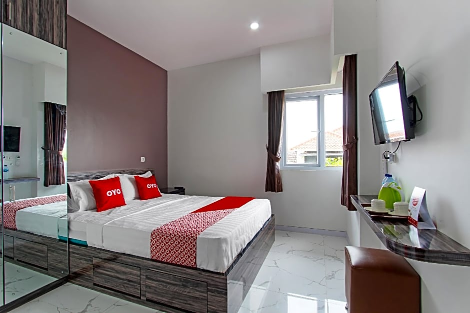 Capital O 91665 D'prof Exclusive Guesthouse