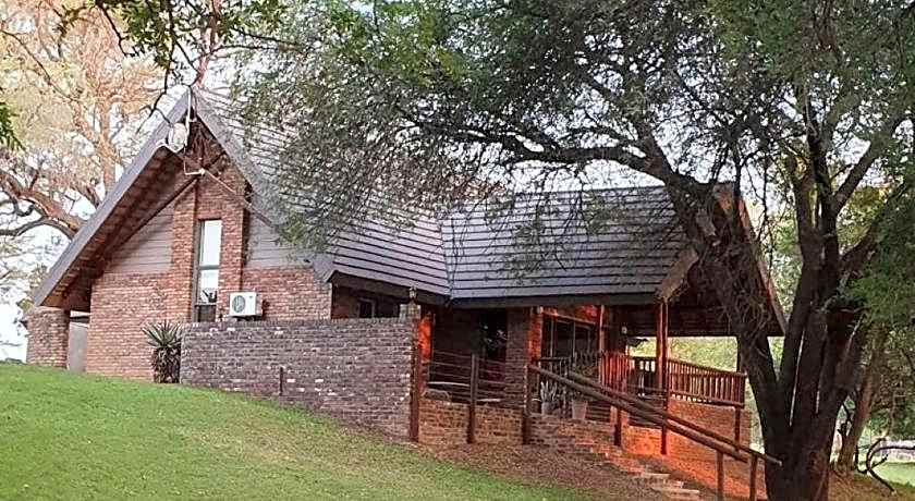 Ekuthuleni River Front Chalets