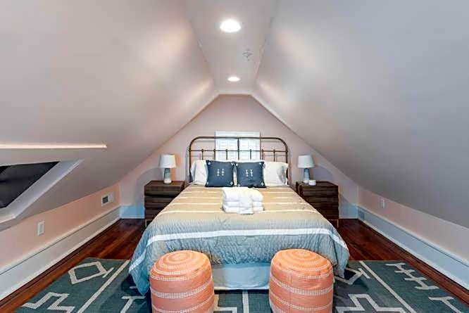 The Quarters on Spring