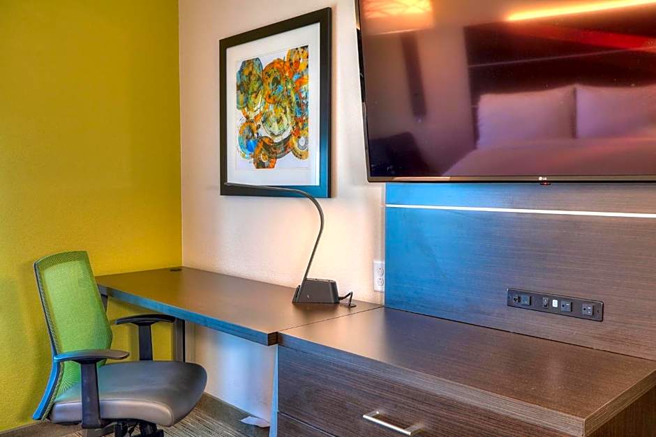 Holiday Inn Express Hotel & Suites Mobile Saraland By IHG